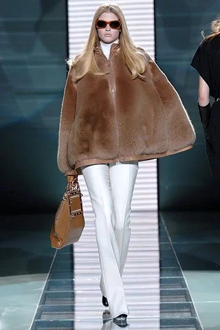 Look 18